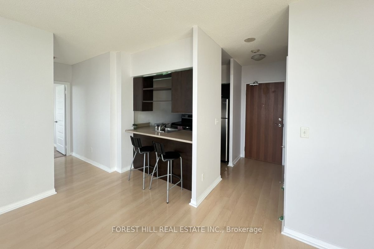 215 Queen St E, unit 2309 for rent - image #4