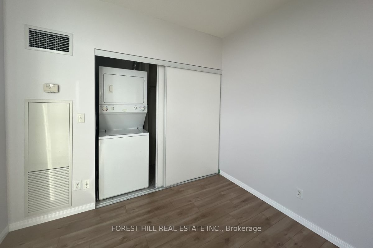 215 Queen St E, unit 2309 for rent - image #9