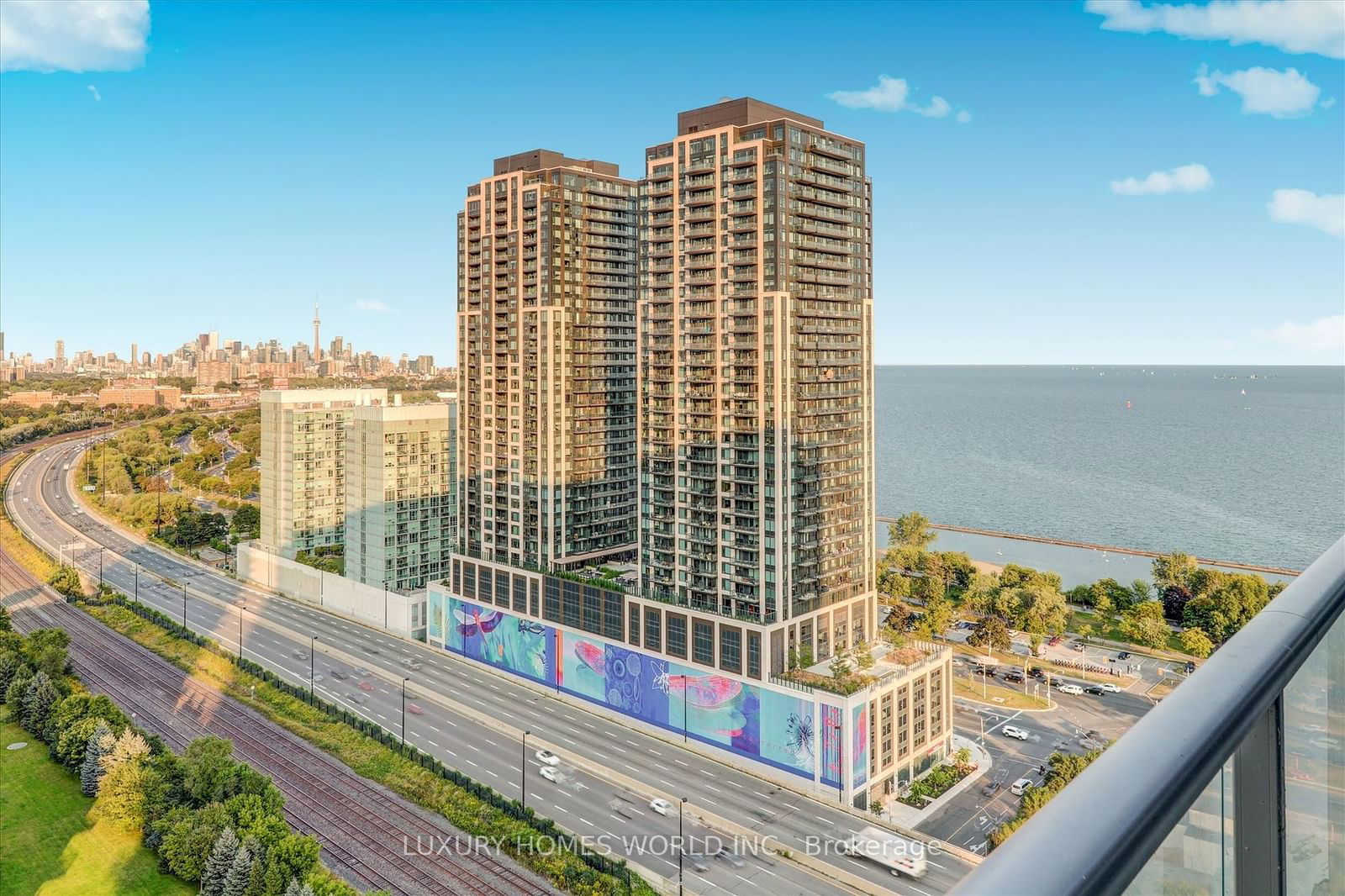 103 The Queensway Ave, unit 2401 for sale - image #2