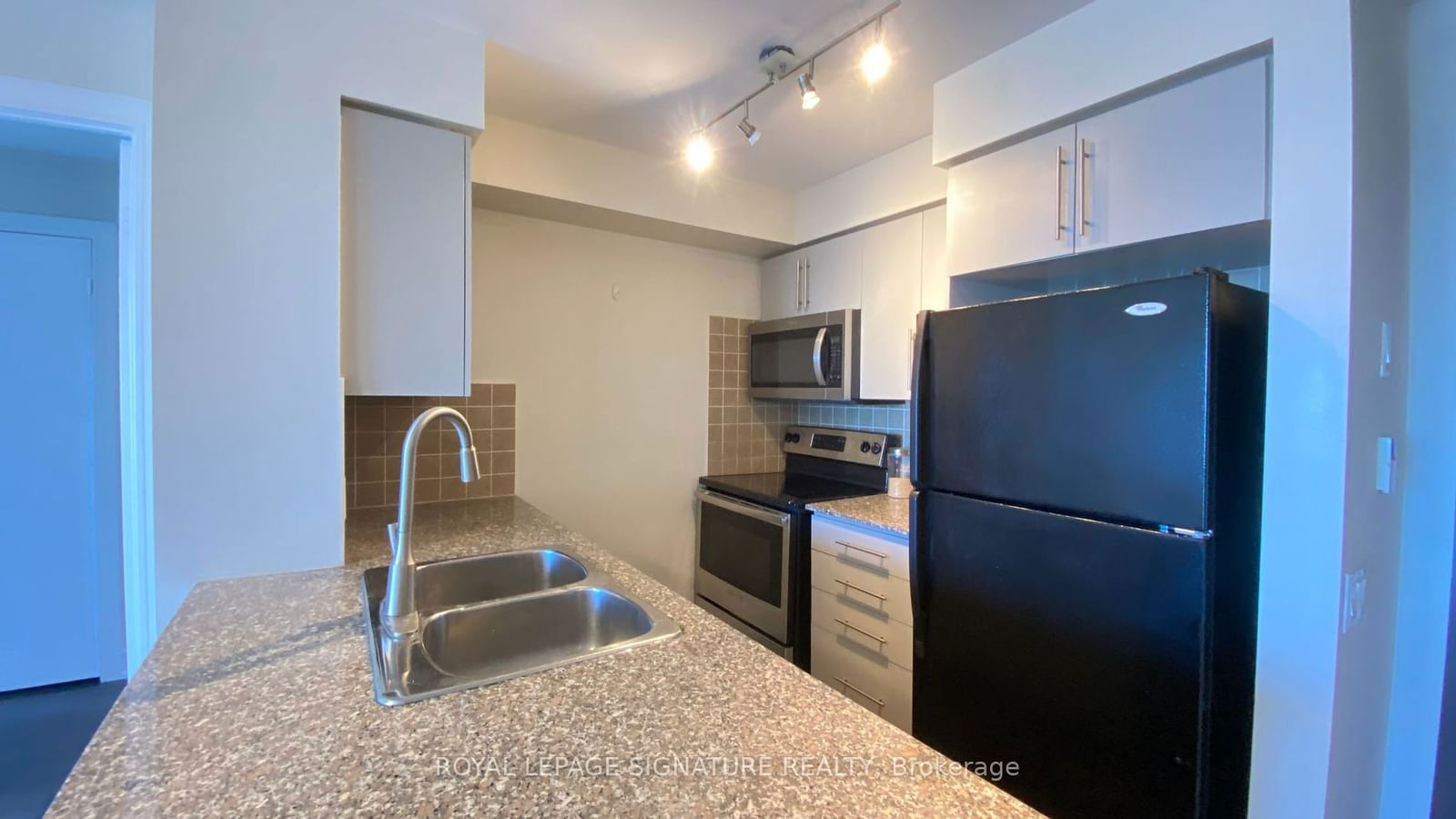 25 Viking Lane, unit 1850 for rent - image #6