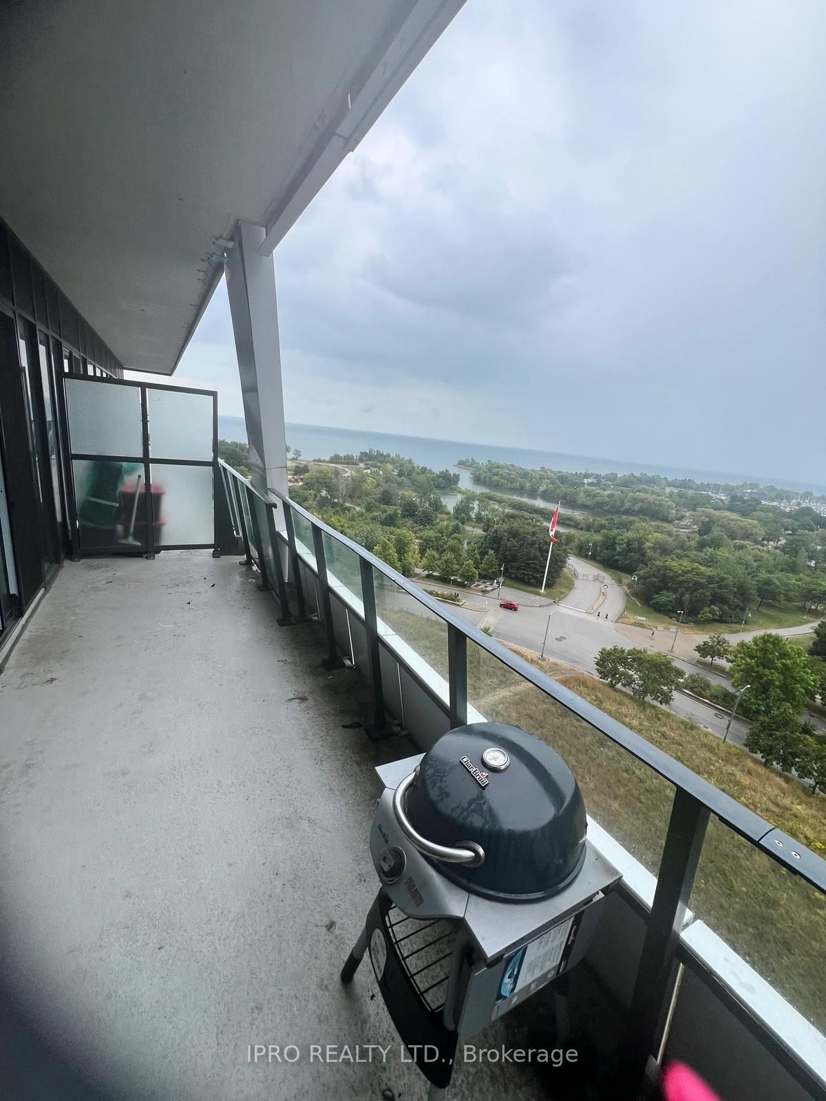 30 Shore Breeze Dr, unit 1020 for rent