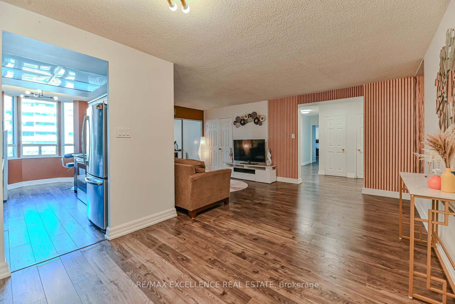 5 Lisa St, unit 1002 for sale - image #19