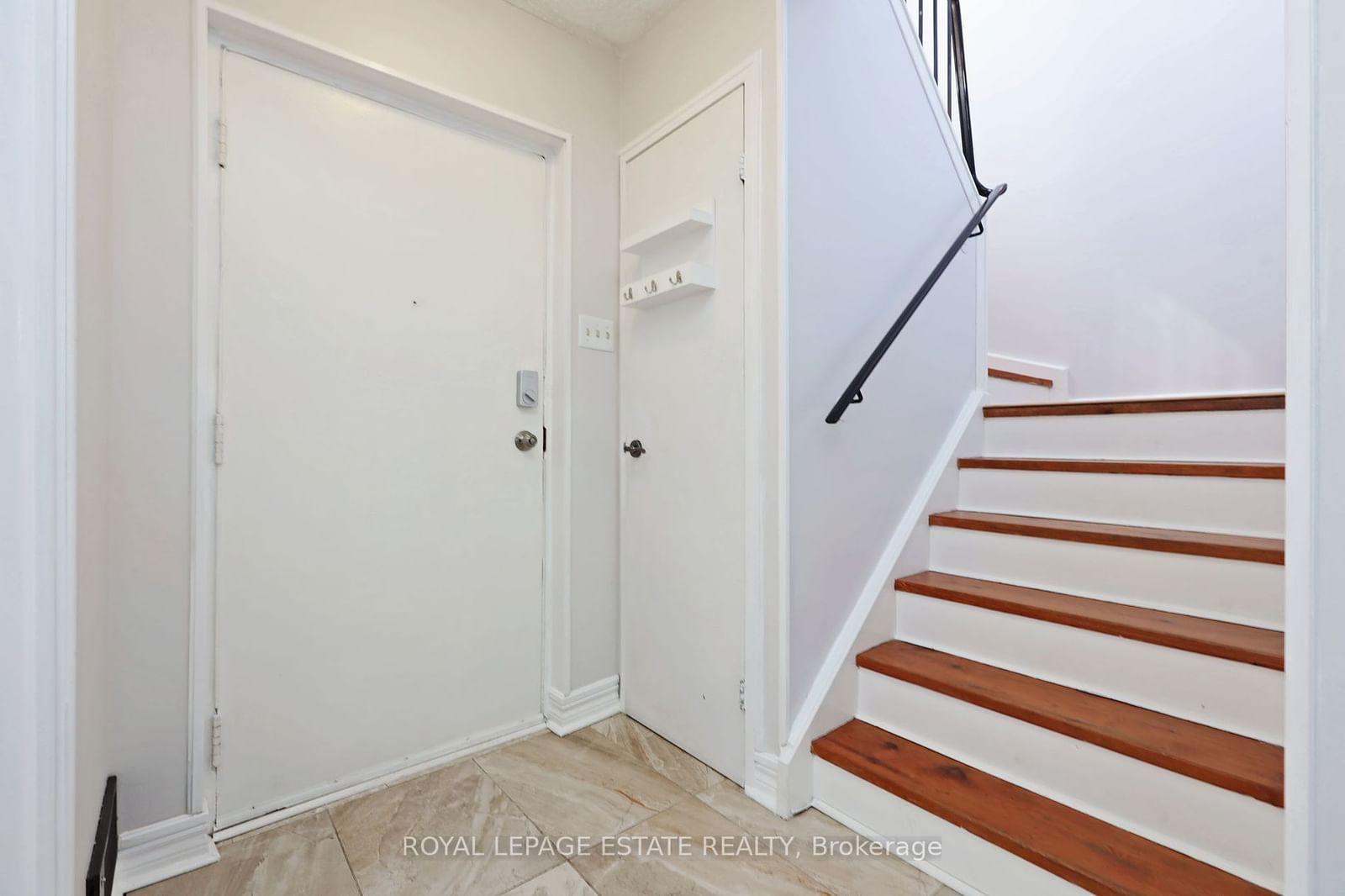 2170 Bromsgrove Rd, unit 201 for sale - image #9