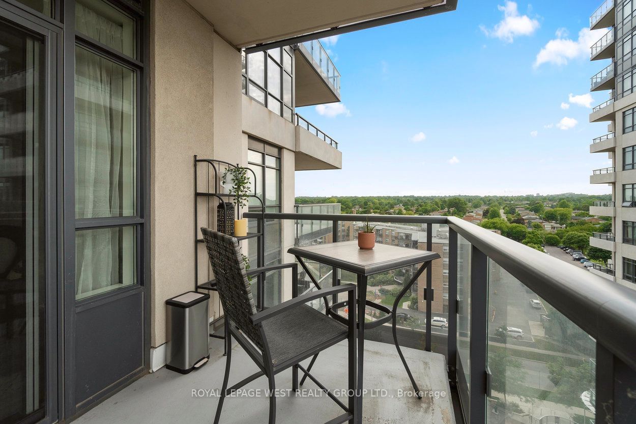 35 Fontenay Crt, unit 1003 for sale - image #25