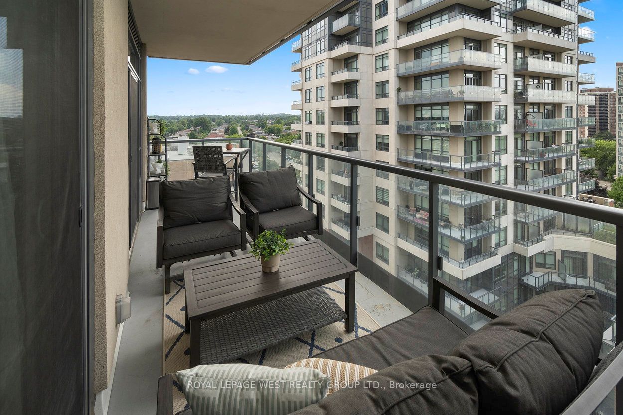 35 Fontenay Crt, unit 1003 for sale - image #27