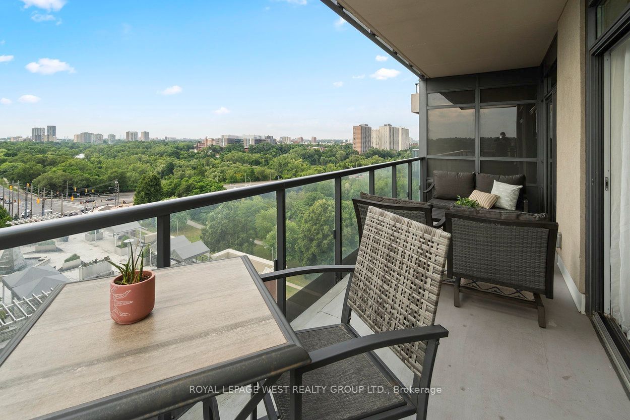 35 Fontenay Crt, unit 1003 for sale - image #28