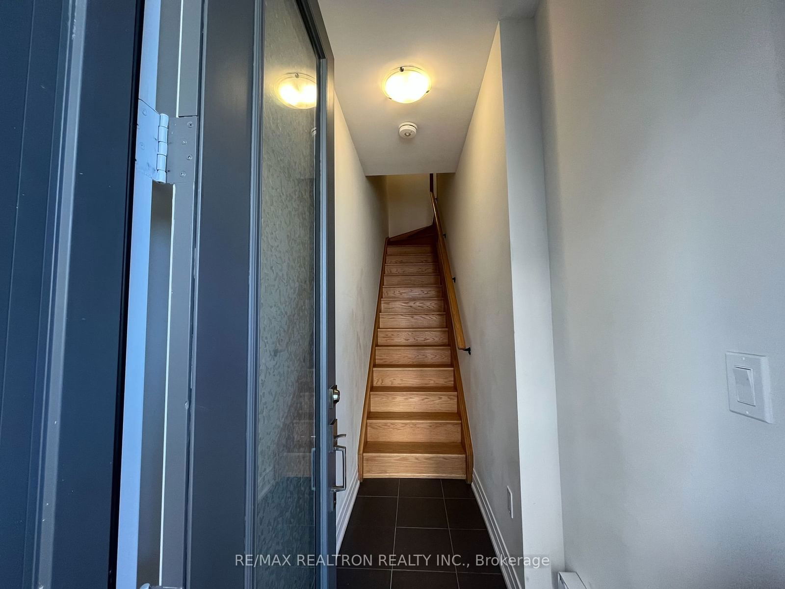 713 Lawrence Ave W, unit 10 for rent - image #4