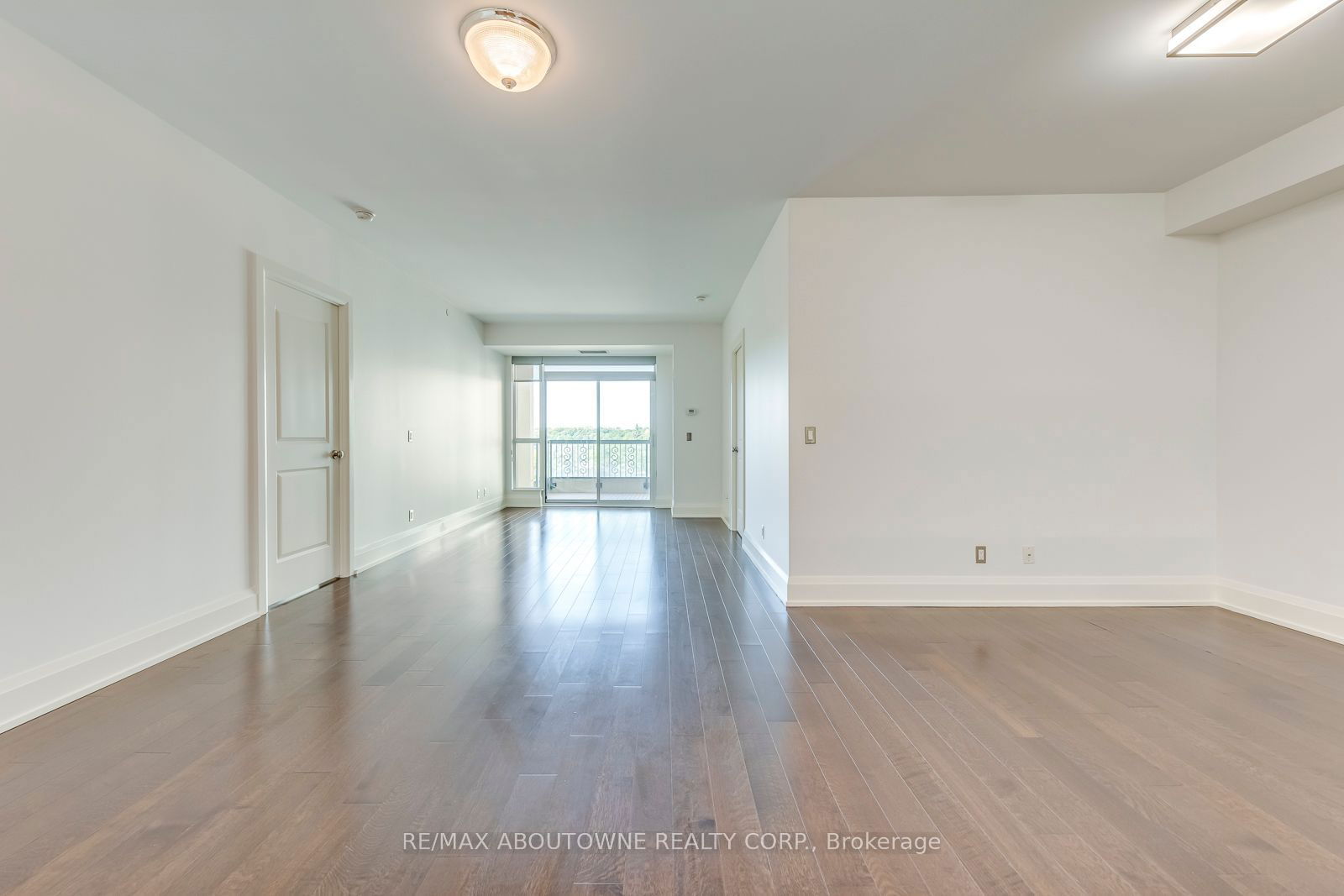 1 Old Mill Dr, unit 629 for sale - image #12