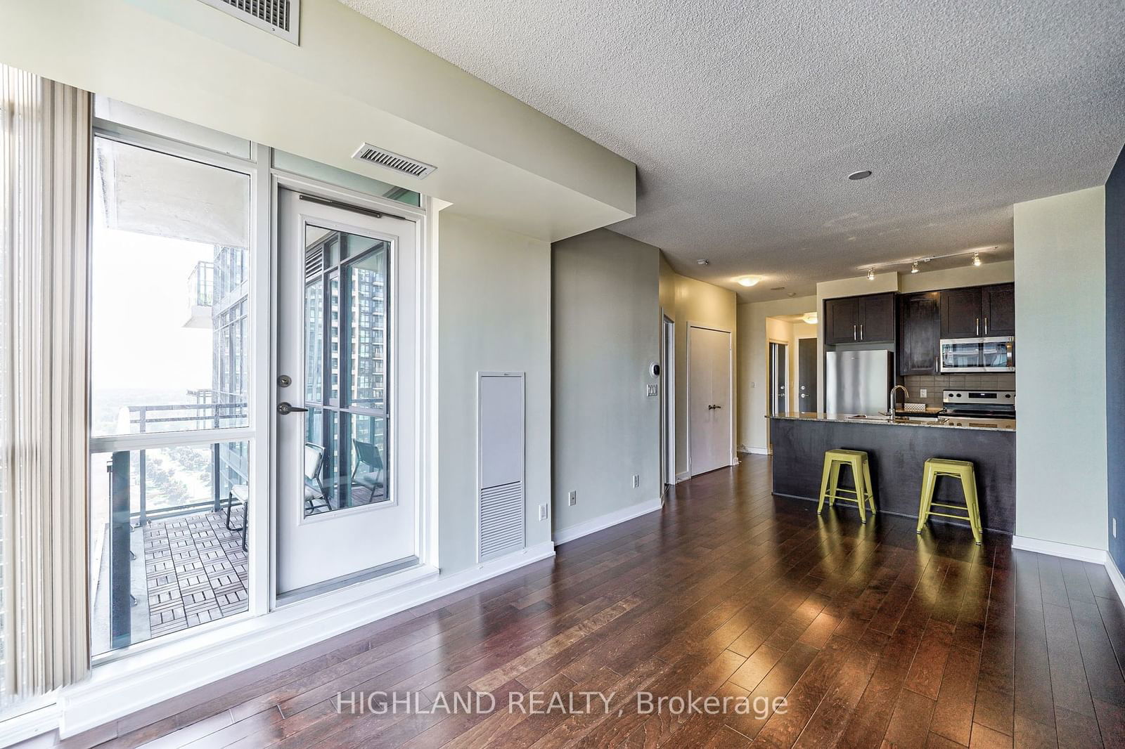 4070 Confederation Pkwy, unit 1803 for sale - image #12