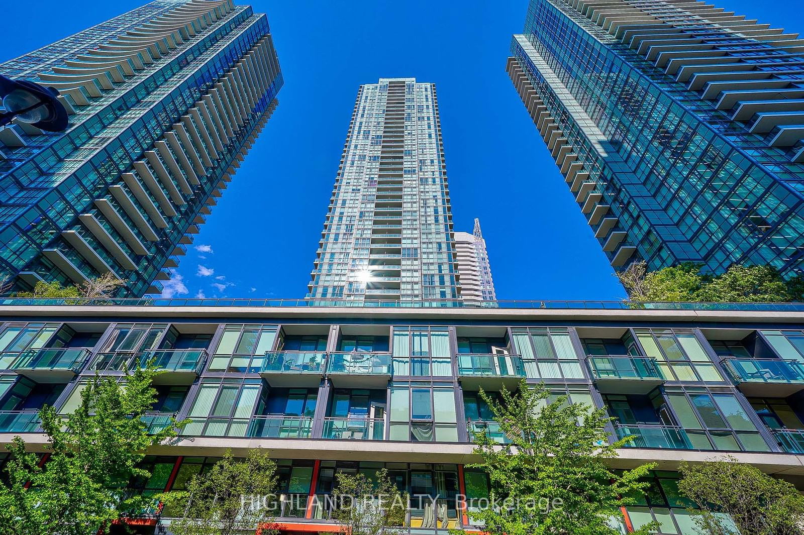 4070 Confederation Pkwy, unit 1803 for sale - image #6