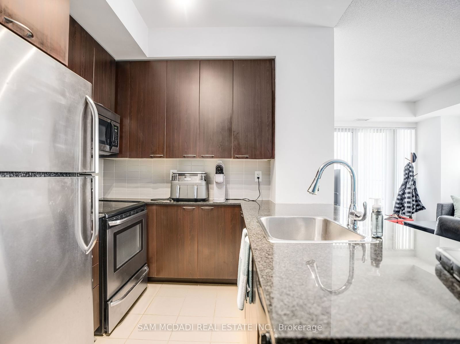 385 Prince Of Wales Dr, unit 1111 for sale - image #4