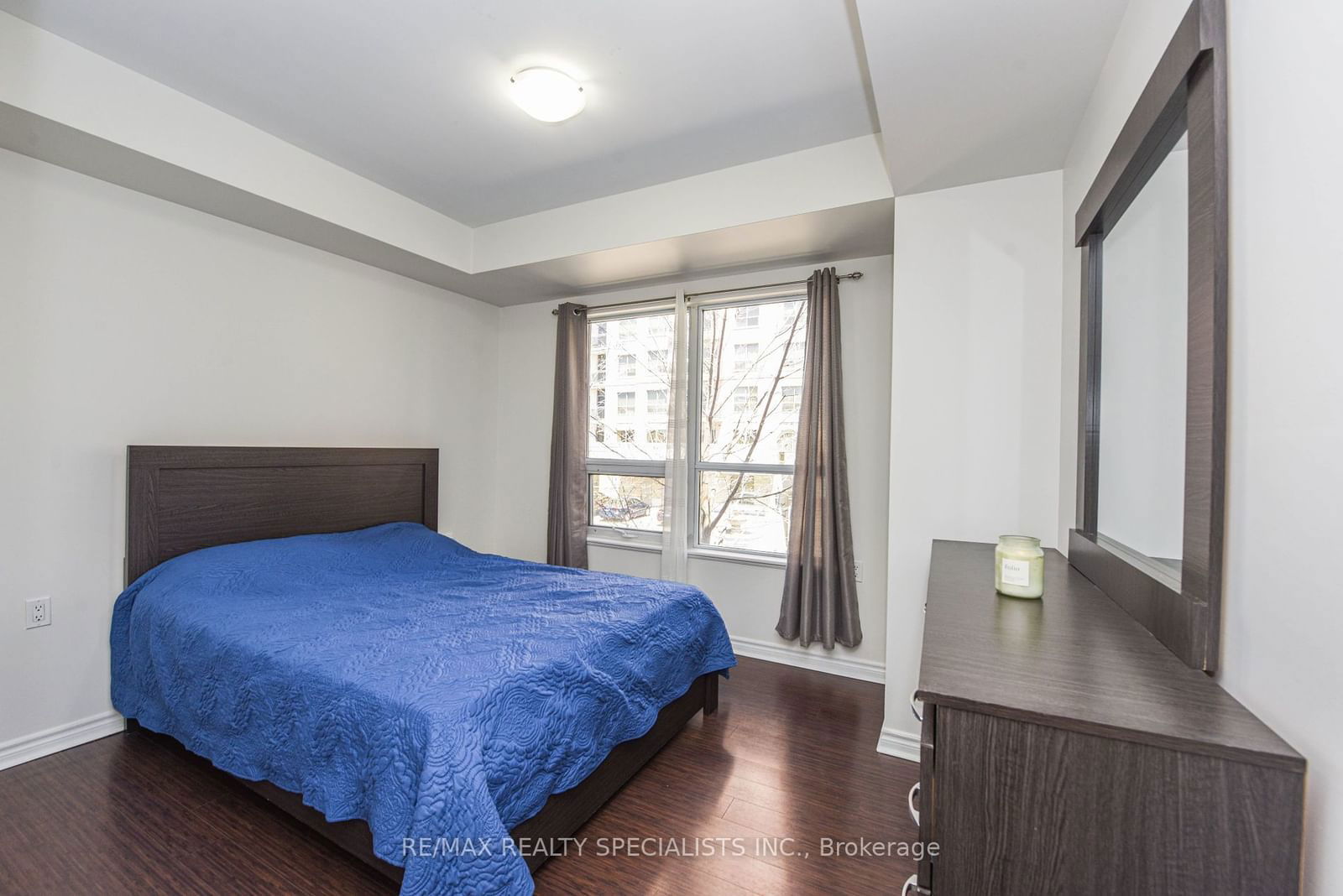 830 SCOLLARD Crt, unit 216 for sale - image #18