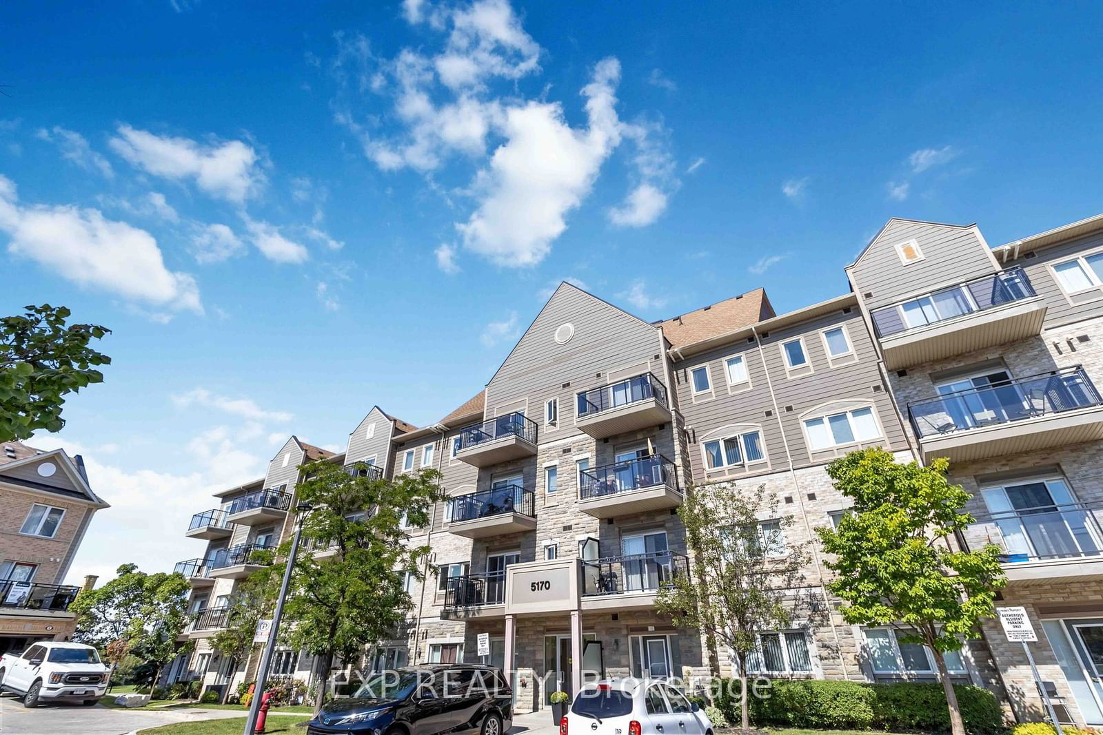 5170 Winston Churchill Blvd, unit 409 for sale - image #2