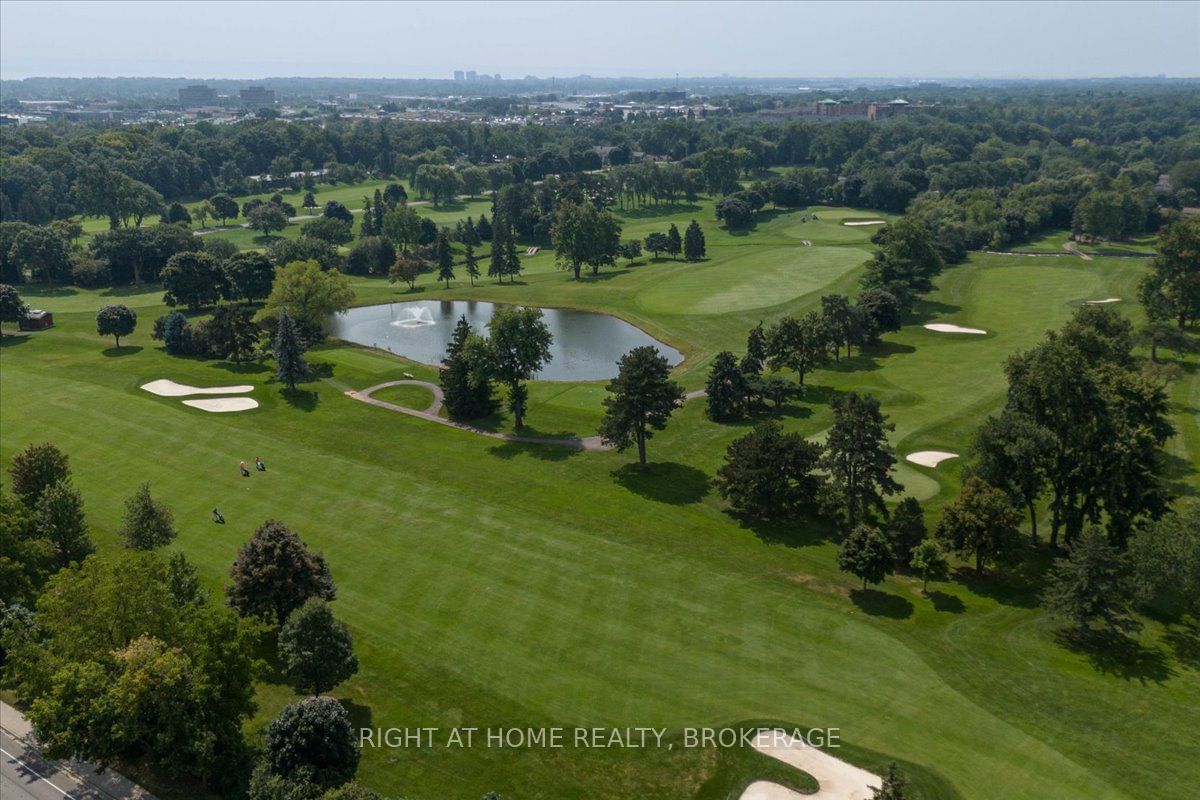 Redbank Crescent Townhomes, Oakville, Toronto