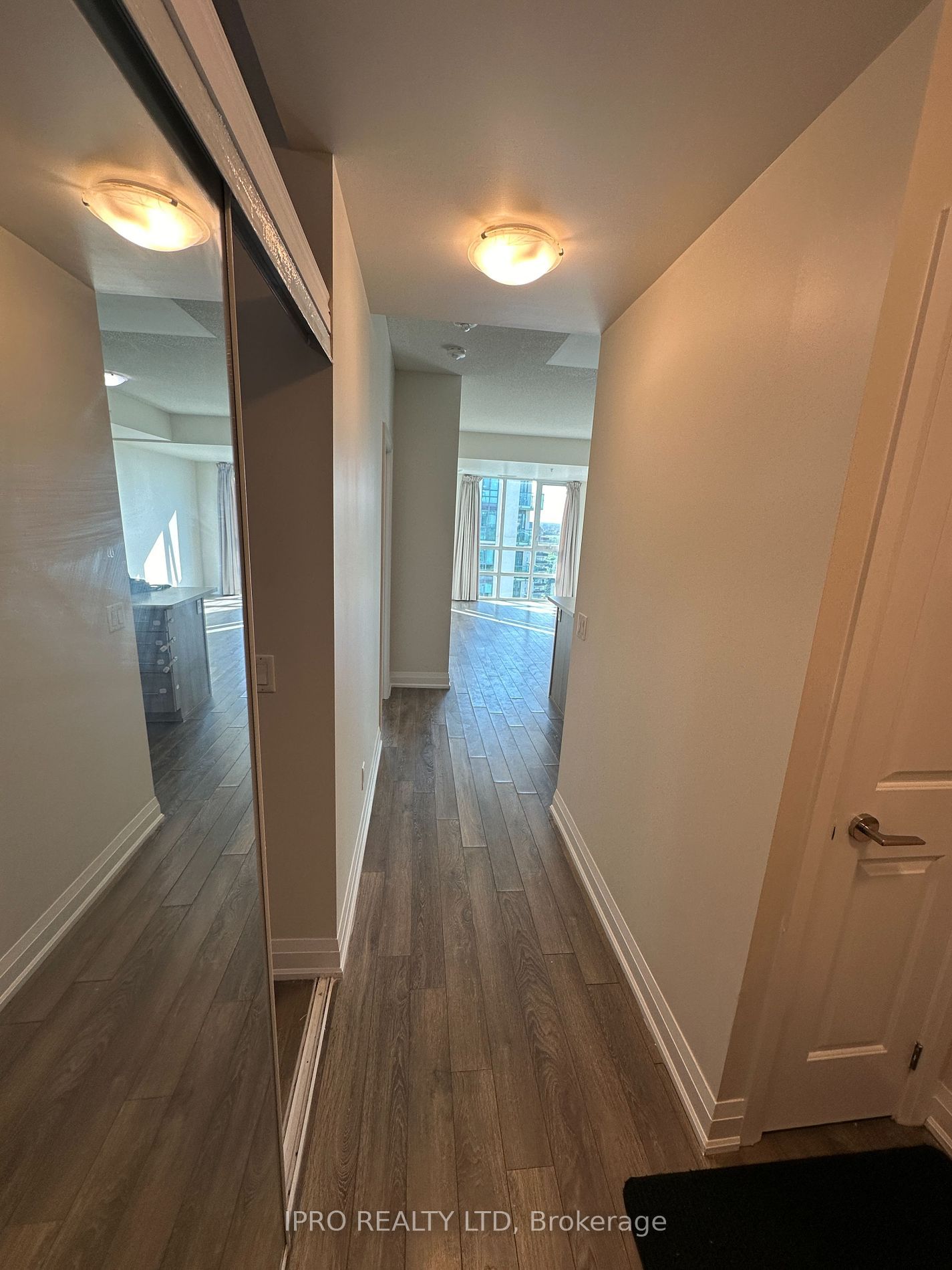 65 Yorkland Blvd, unit 1008 for sale