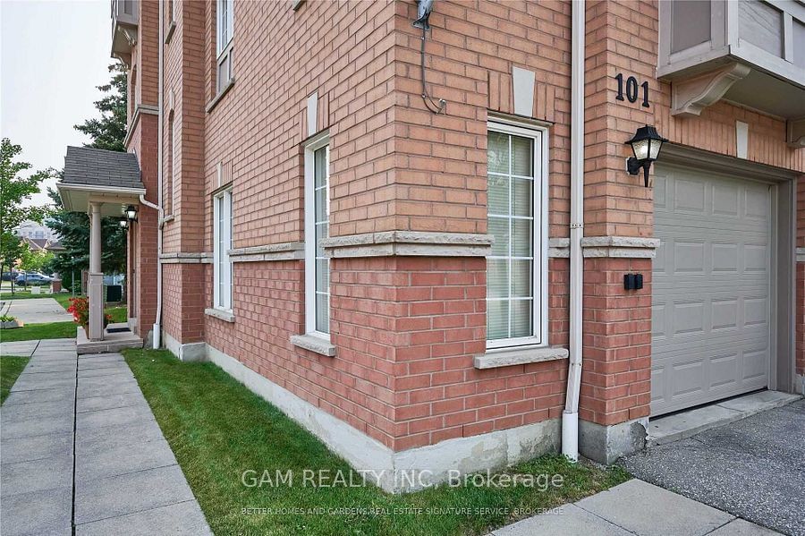 5030 Heatherleigh Ave, unit 101 for sale - image #2