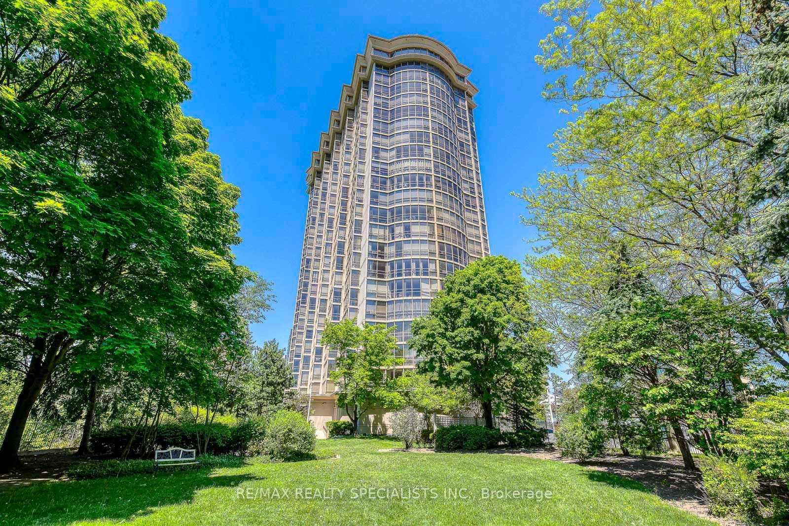 50 Eglinton Ave W, unit 403 for sale - image #2