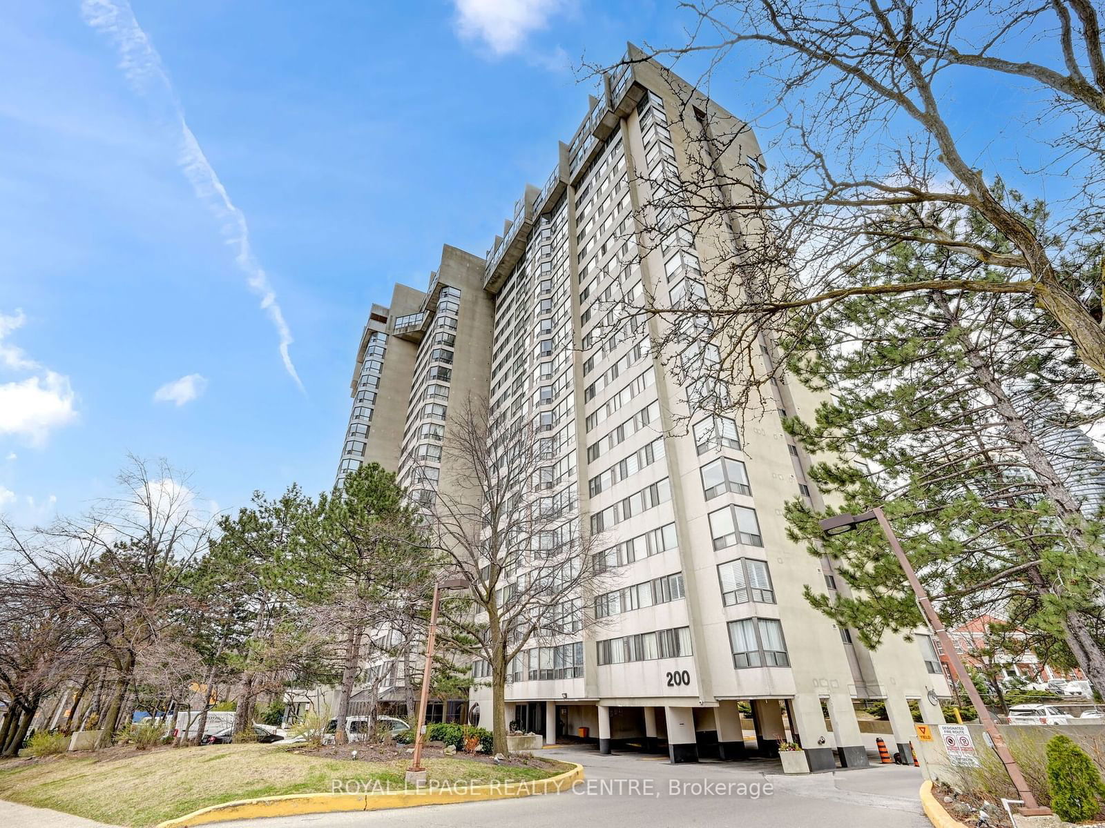 200 Robert Speck Pkwy, unit 602 for sale - image #2