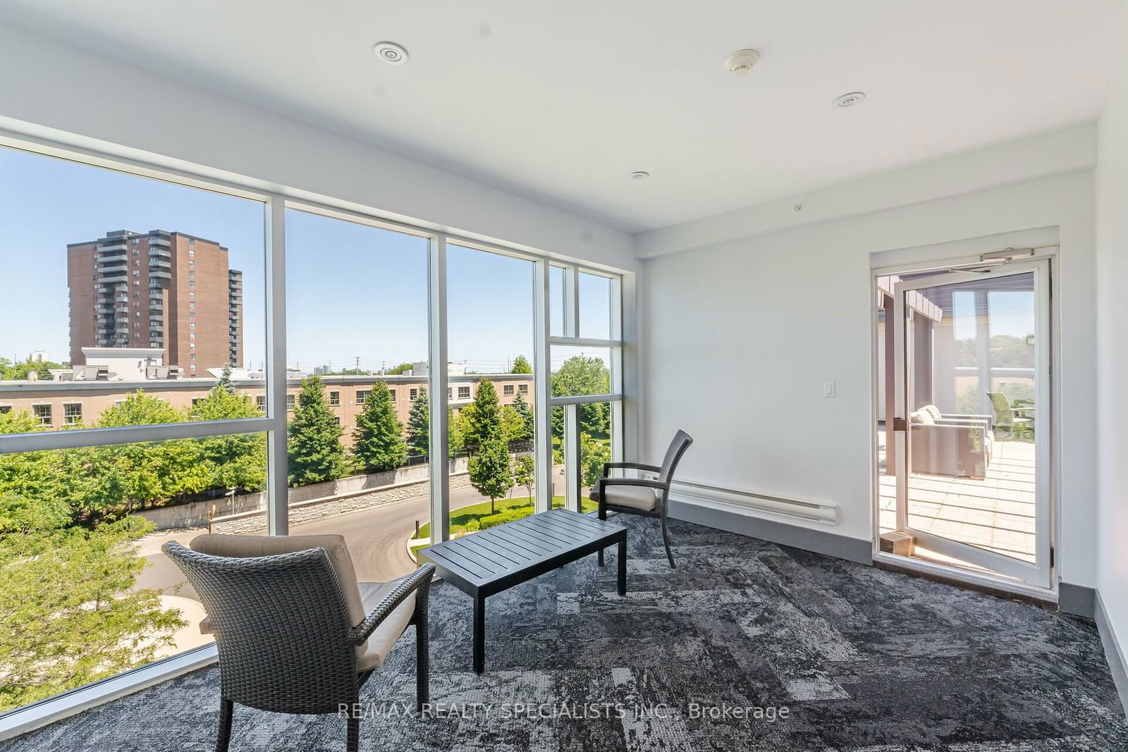 570 Lolita Gardens, unit 319 for sale