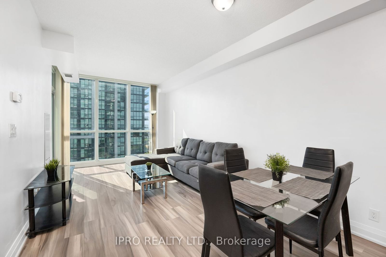 3985 Grand Park Dr W, unit 1103 for sale - image #14