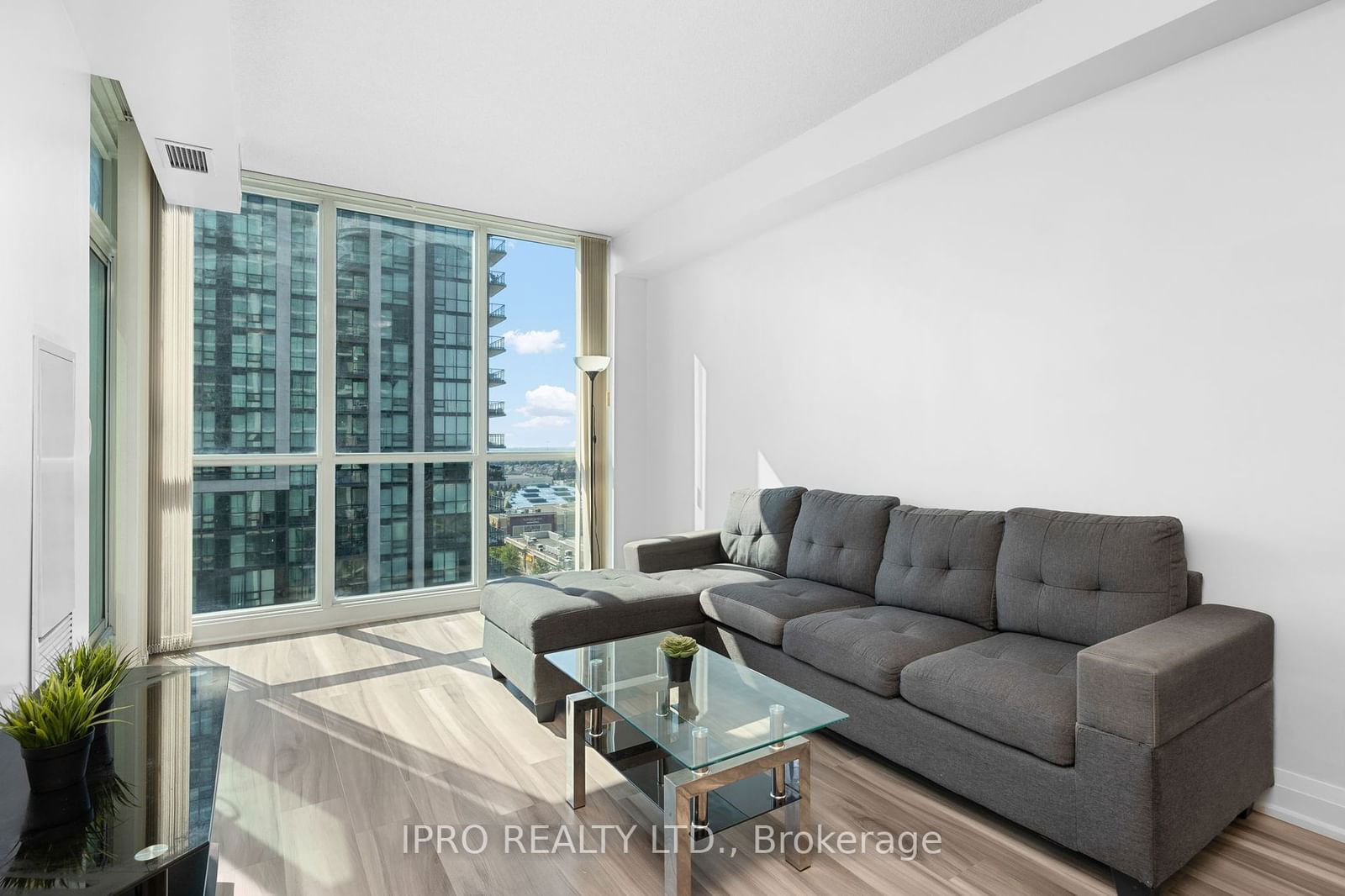 3985 Grand Park Dr W, unit 1103 for sale - image #17