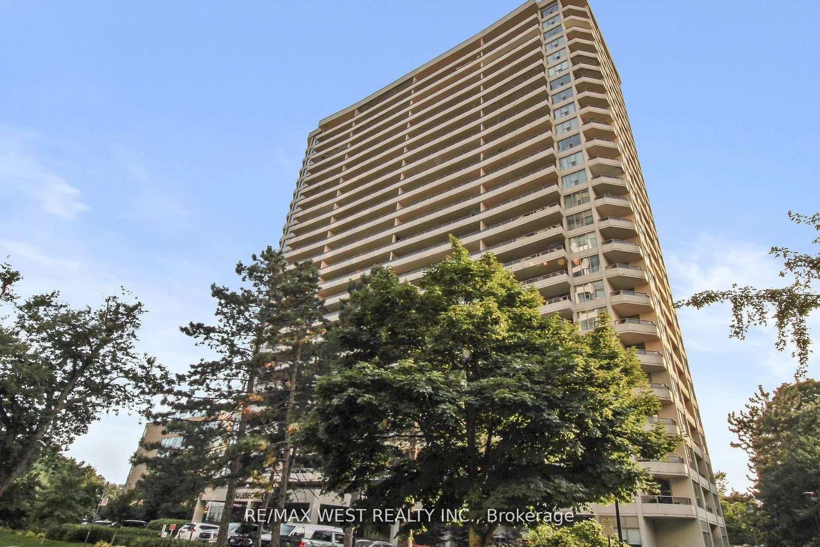 50 Quebec Ave, unit 708 for sale - image #1