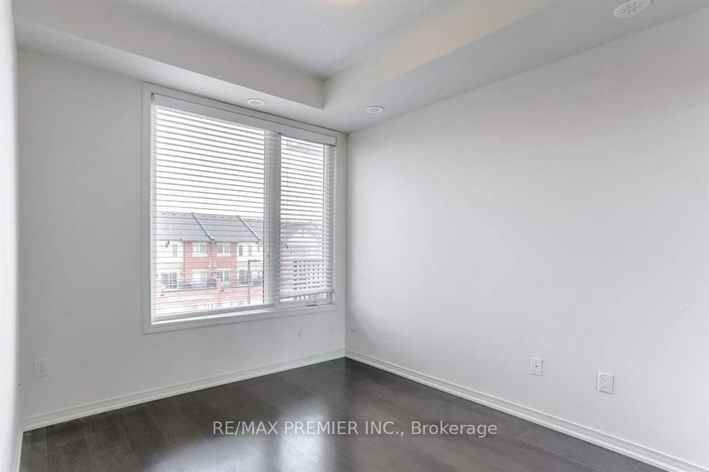 54 Sky Harbour Dr, unit 313 for rent - image #11