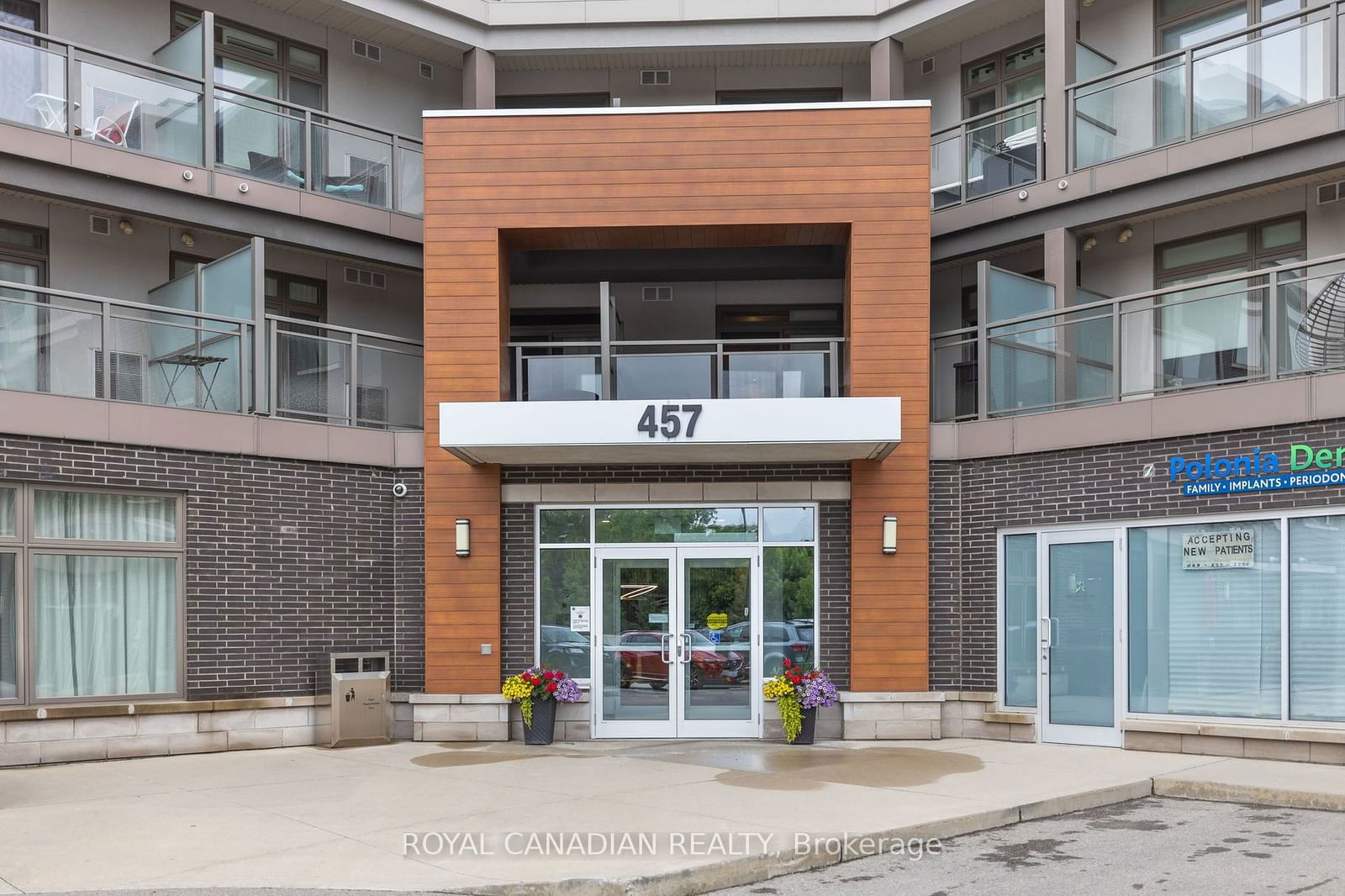 457 Plains Rd, unit 220 for sale - image #3