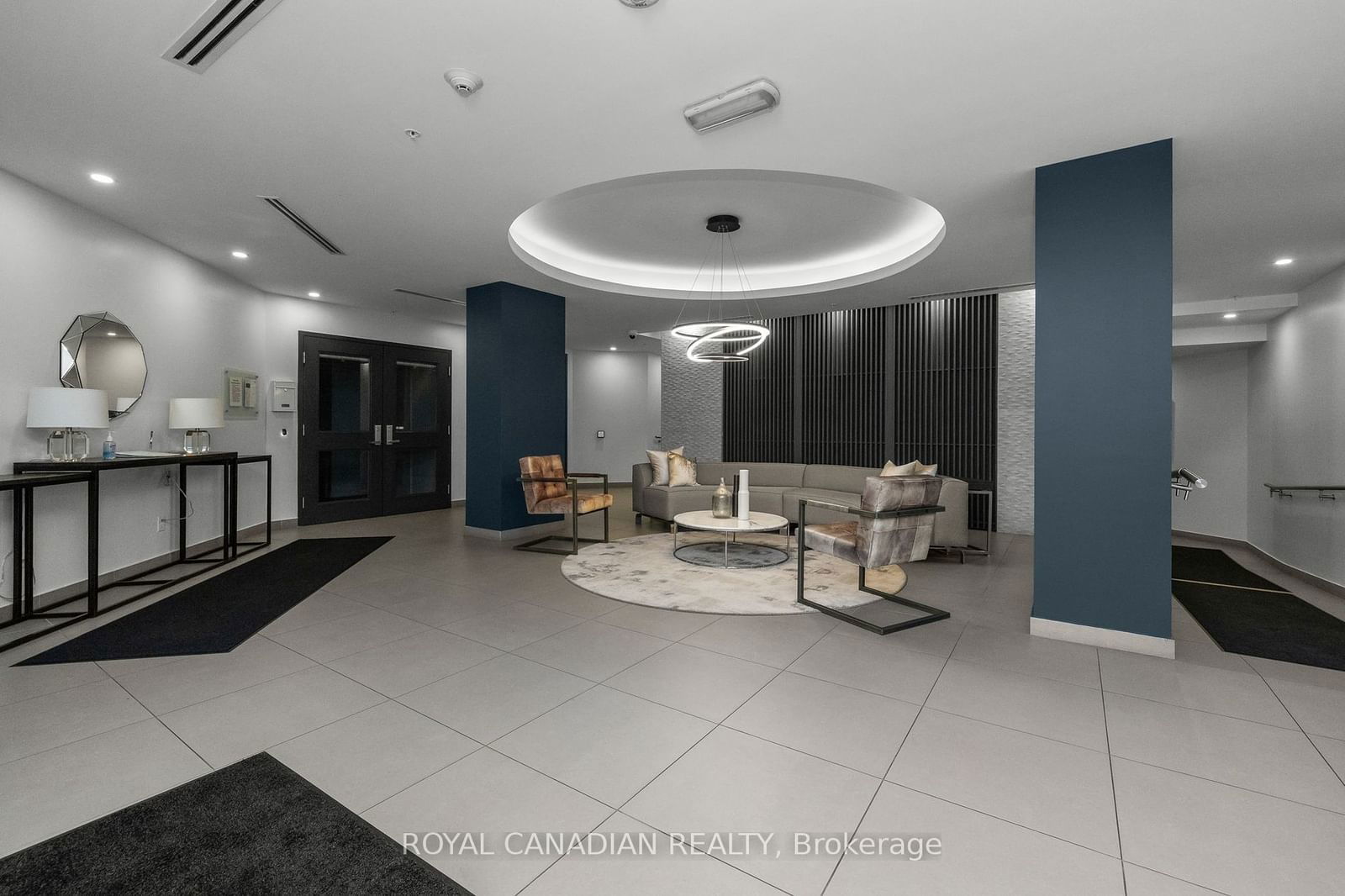 457 Plains Rd, unit 220 for sale - image #4