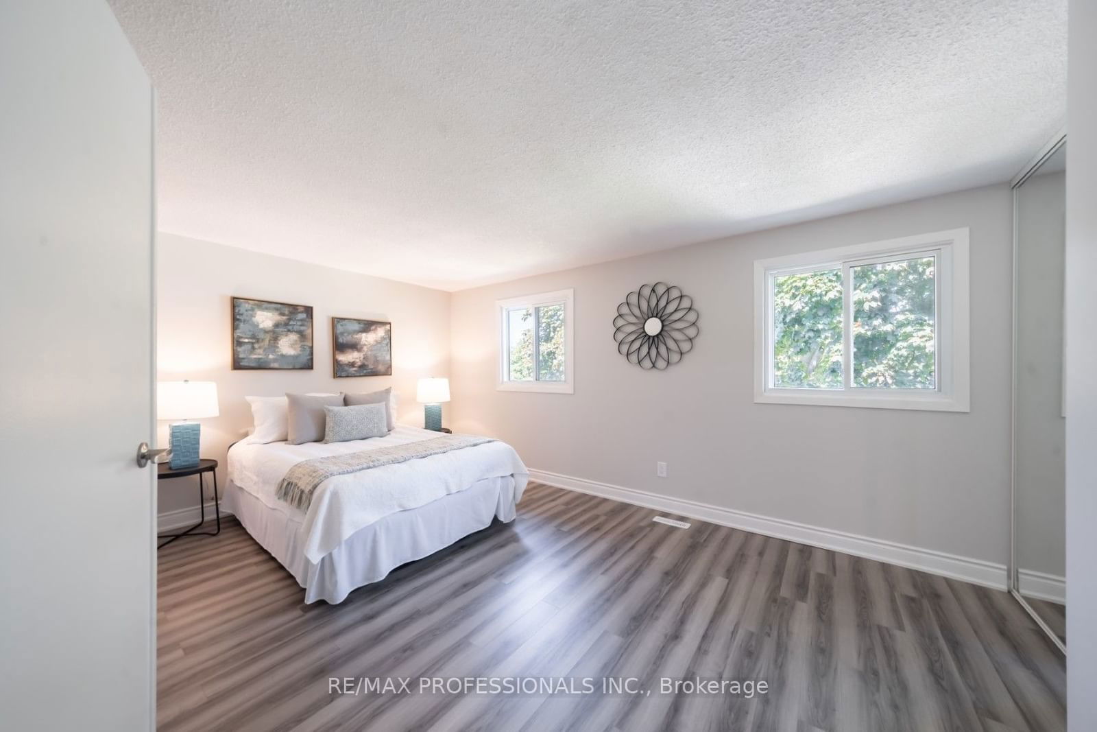 81 Hansen Rd N, unit 89 for sale - image #19