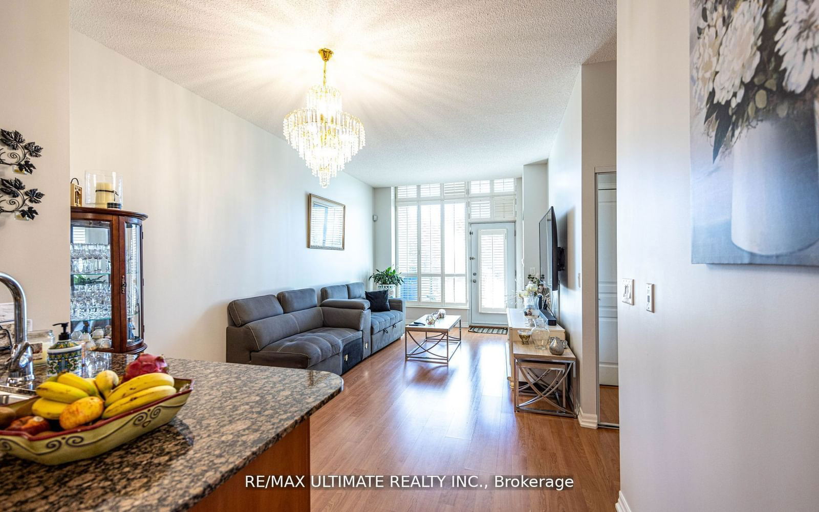 1403 Royal York Rd, unit 103 for sale - image #12