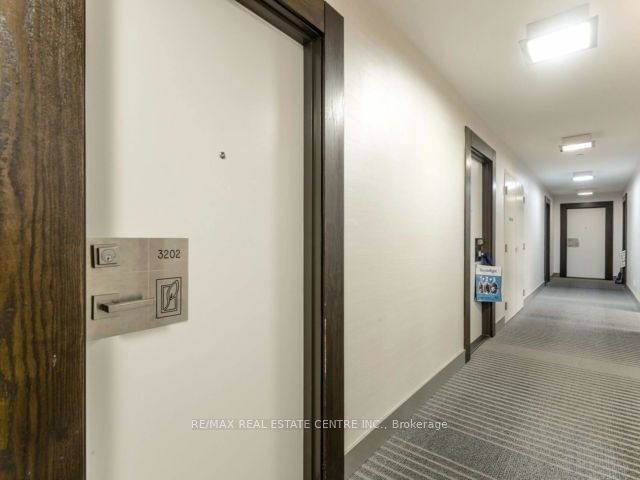 4011 Brickstone Mews, unit 3202 for rent - image #3