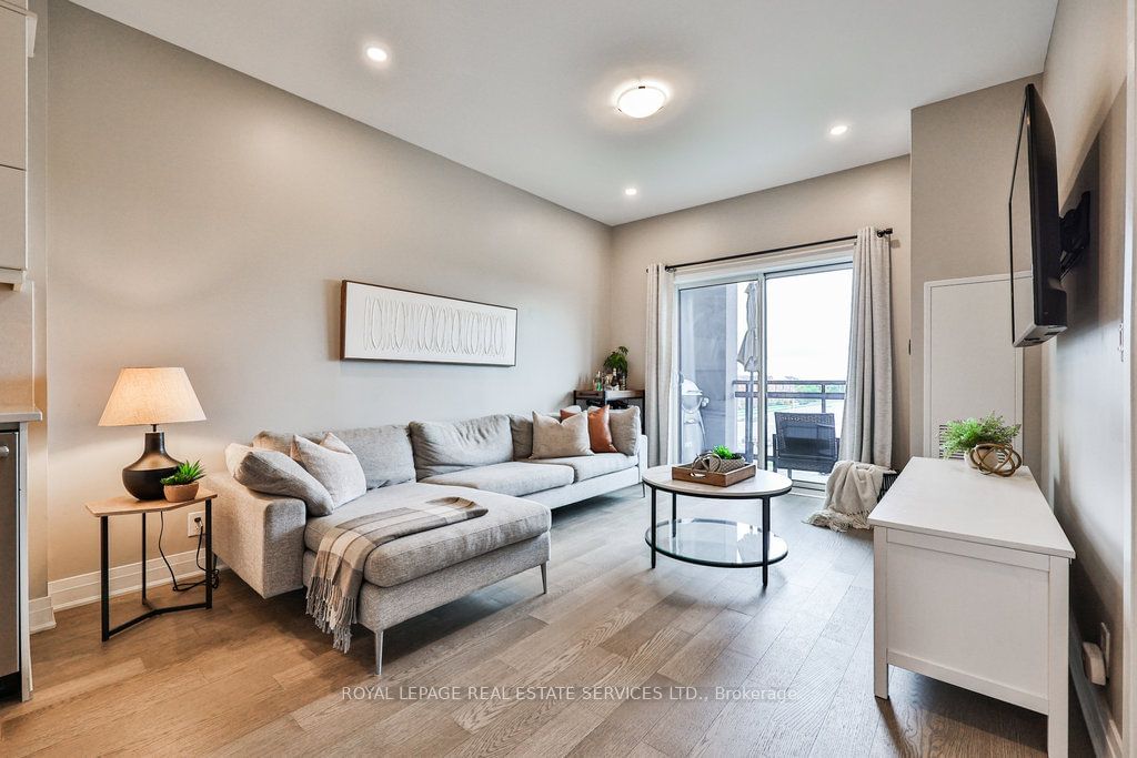 102 Grovewood Common, unit 423 for sale - image #14