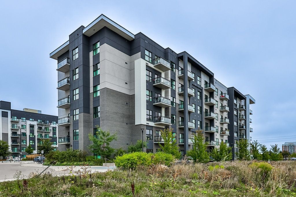 102 Grovewood Common, unit 423 for sale - image #2