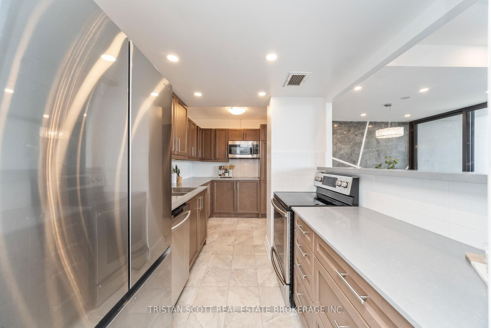 1333 BLOOR St, unit 2501 for sale - image #8