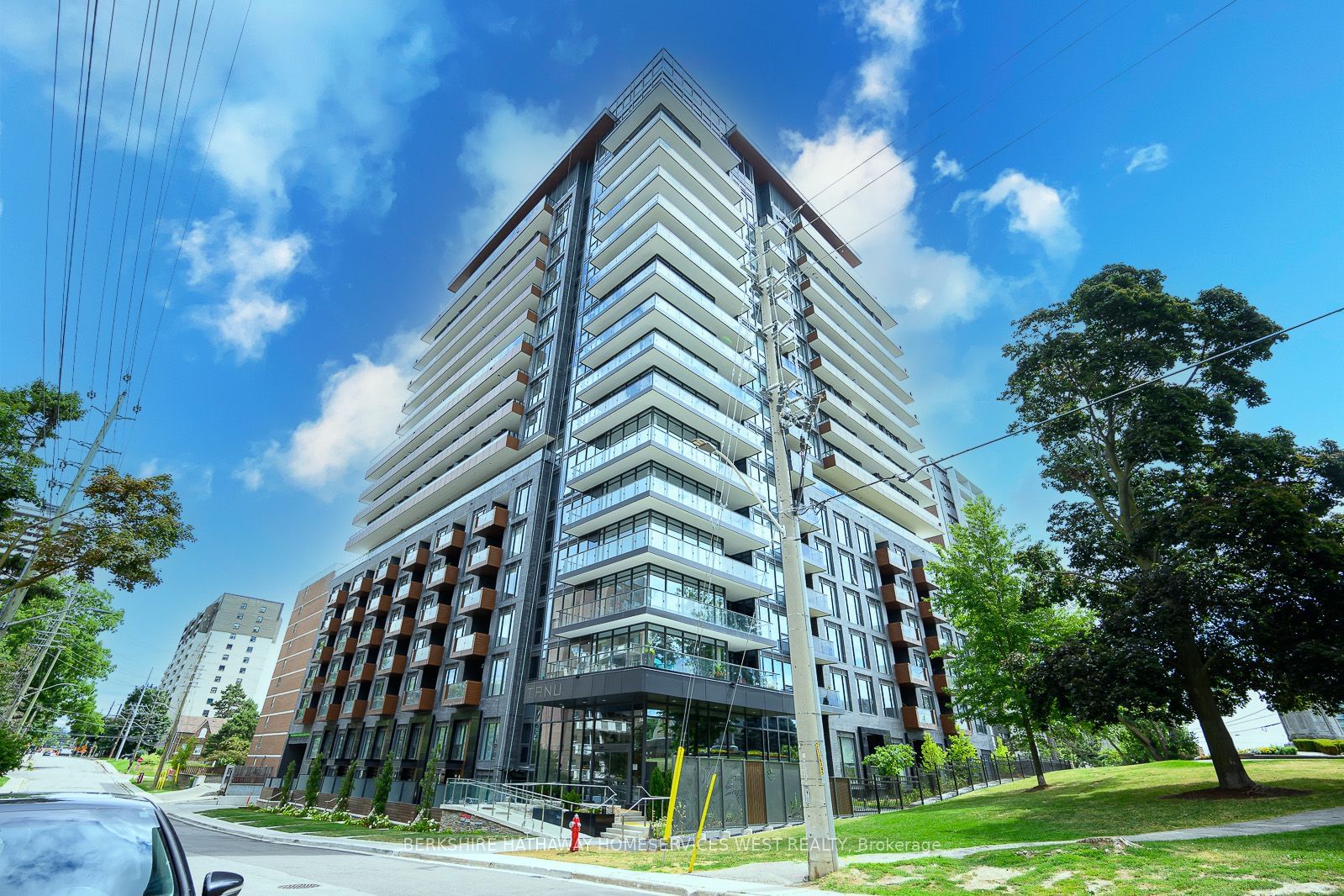 21 Park St E, unit 1009 for sale