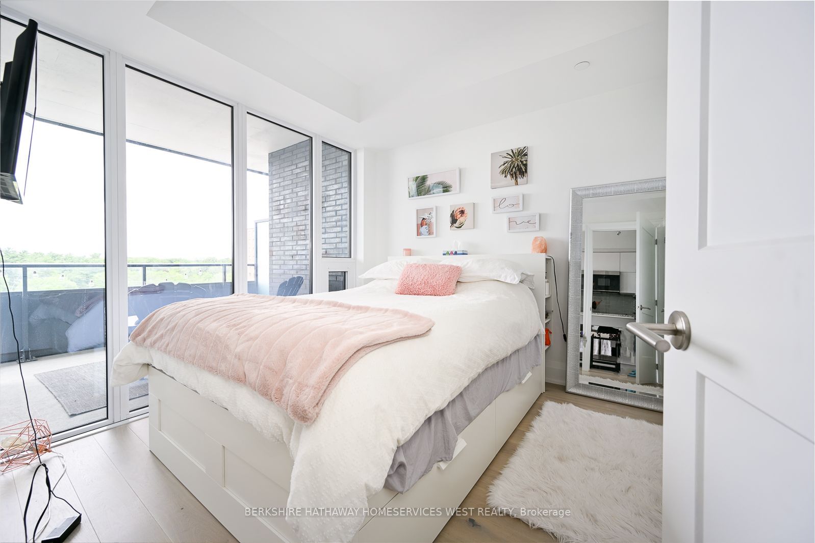 21 Park St E, unit 1009 for sale - image #17