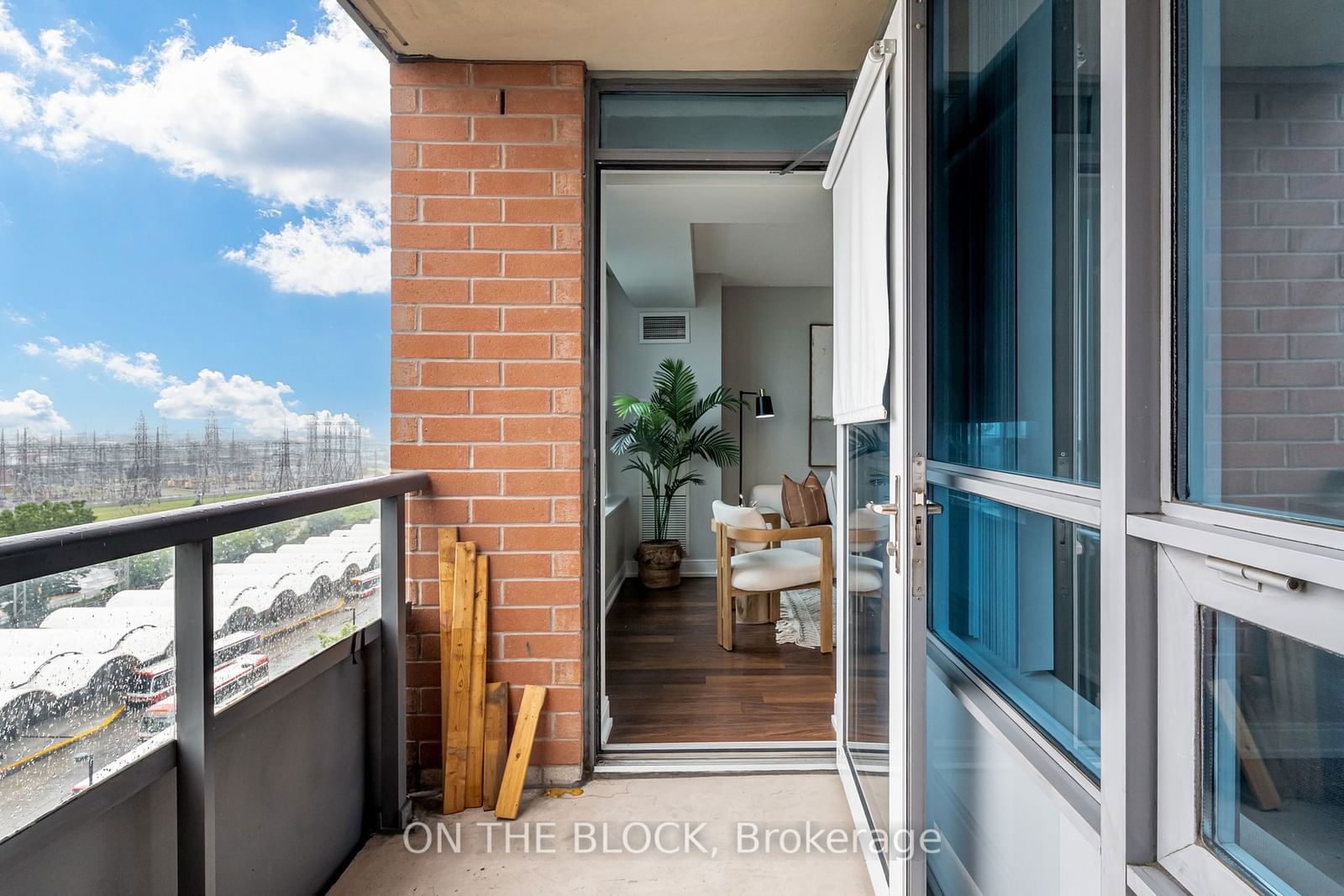 25 Viking Lane, unit 950 for sale - image #28