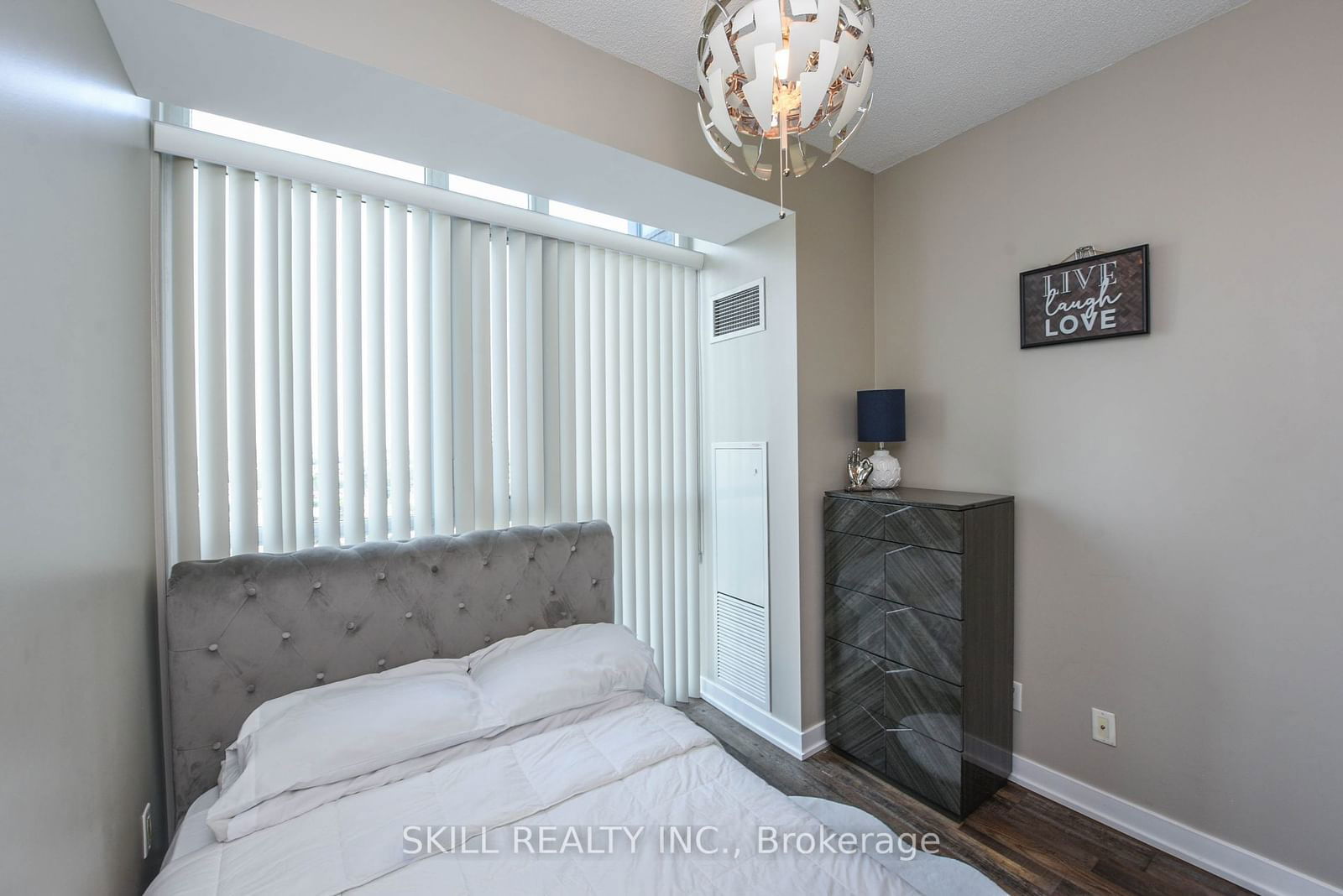 4070 Confederation Pkwy #1504 Pkwy for sale 