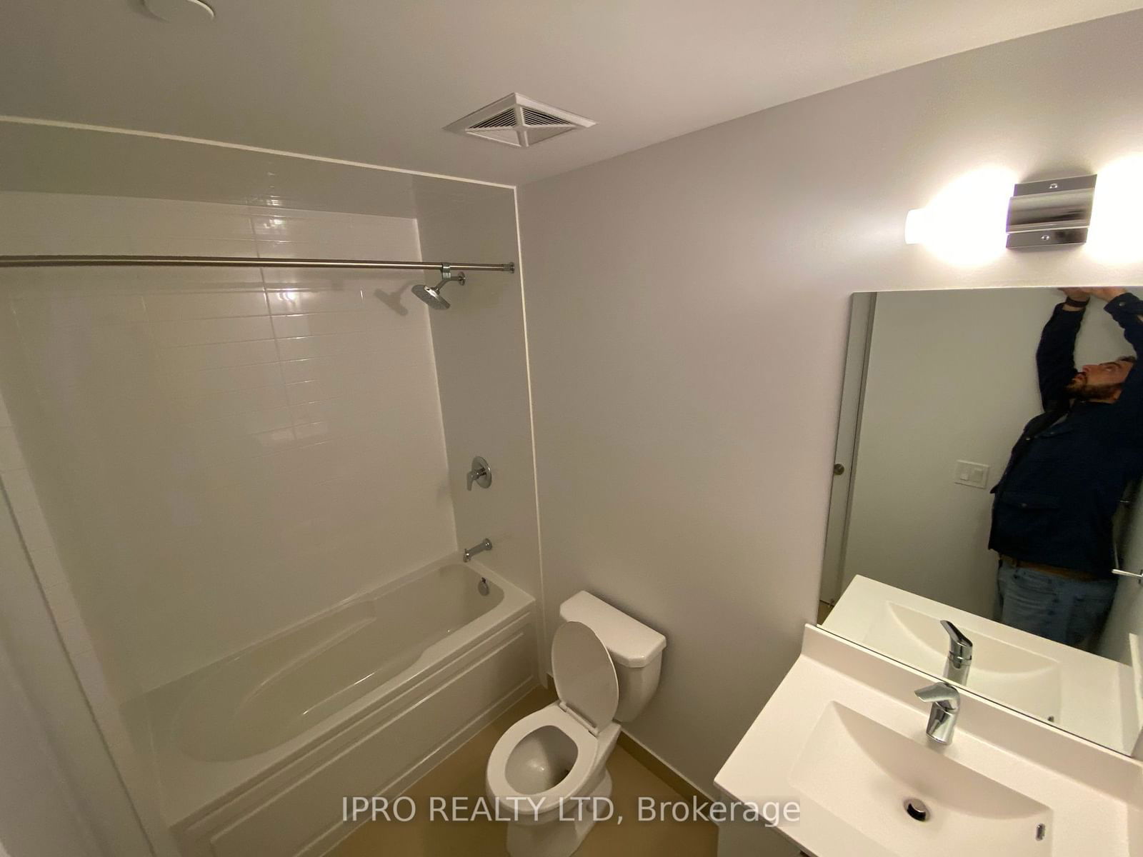 30 Shore Breeze Dr, unit 539 for rent