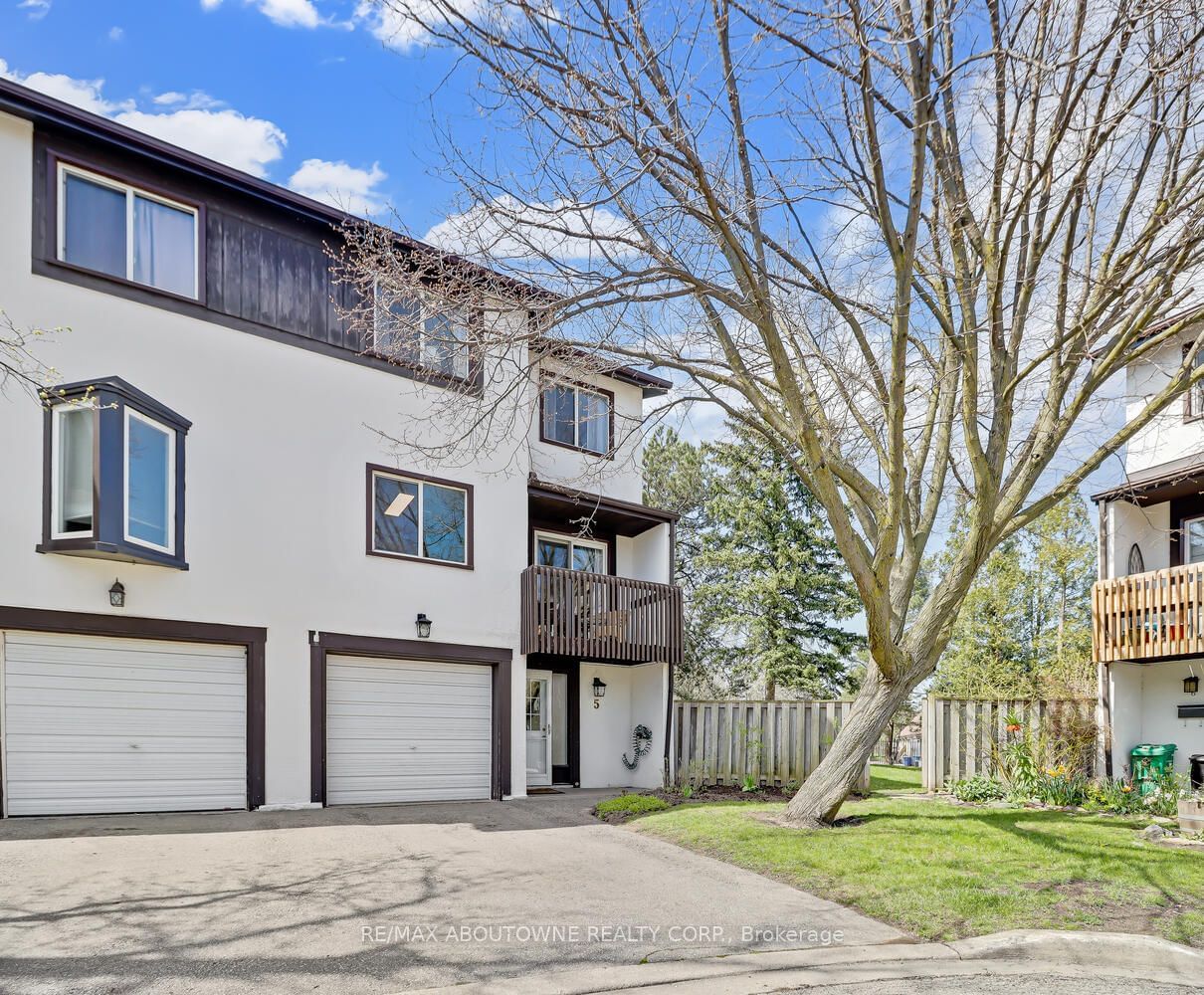 2651 Aquitaine Ave, unit 5 for sale