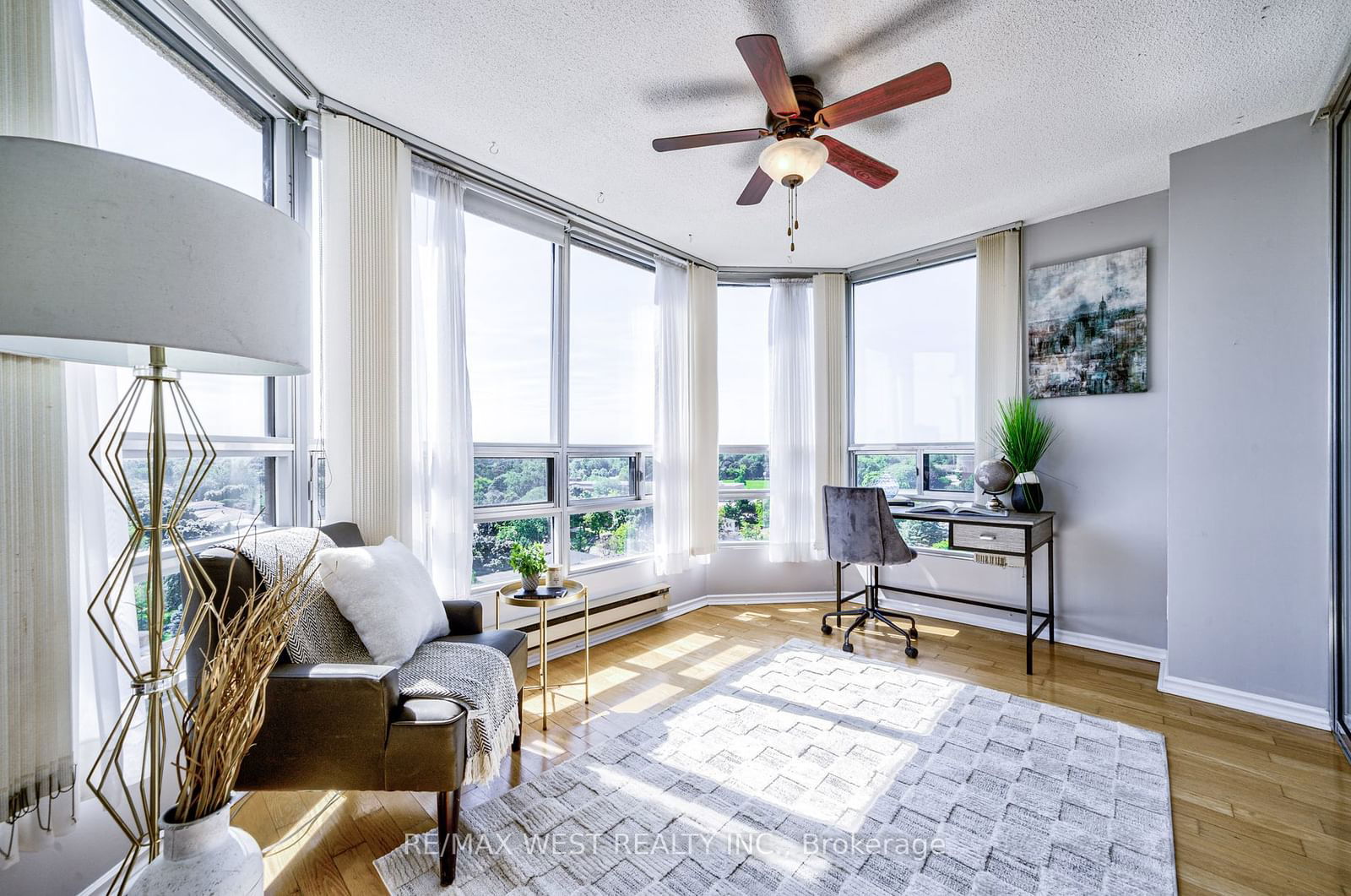 310 Mill St S, unit 1009 for sale - image #25