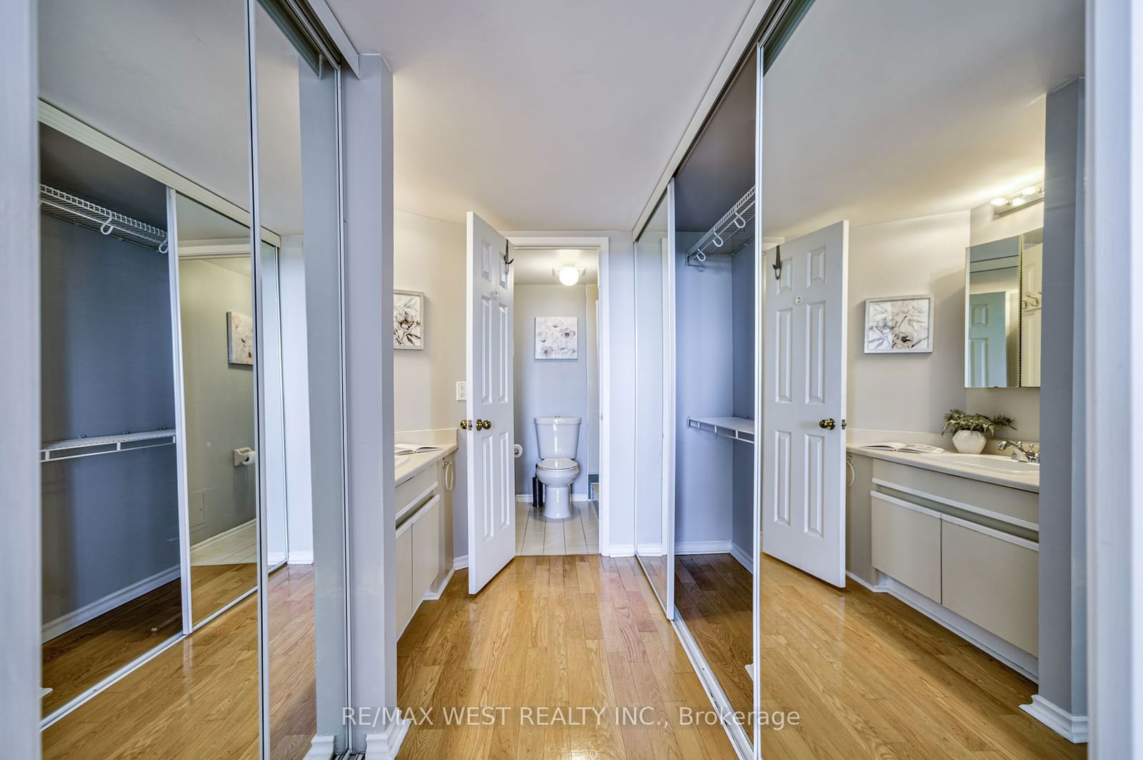 310 Mill St S, unit 1009 for sale - image #33