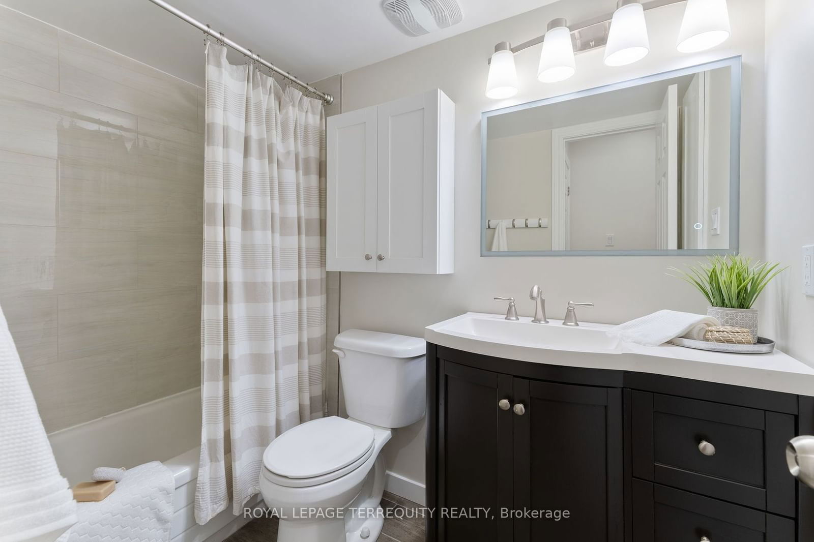 2110 Cleaver Ave, unit 117 for sale - image #19