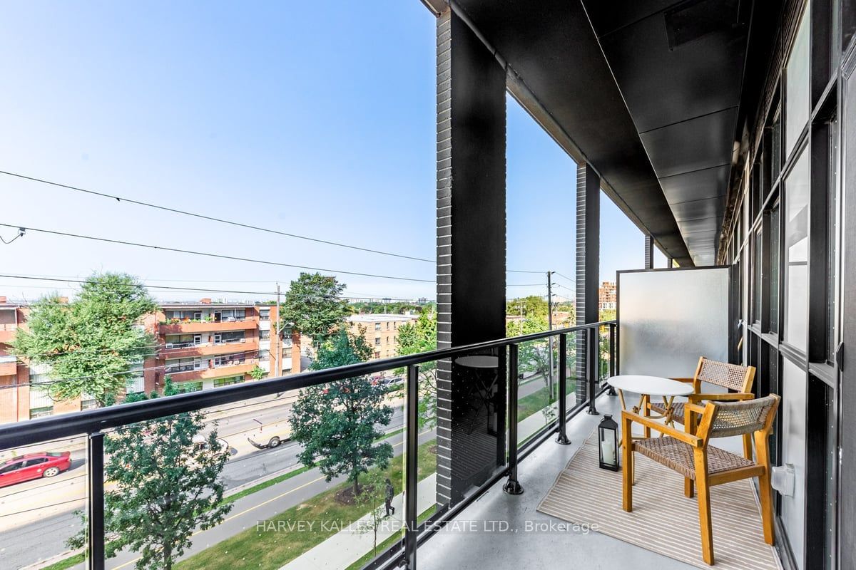 50 George Butchart Dr, unit 313 for sale