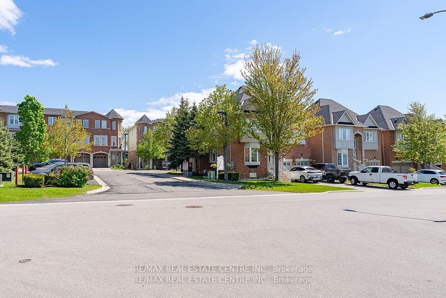 3071 Treadwells Dr, unit 13 for sale