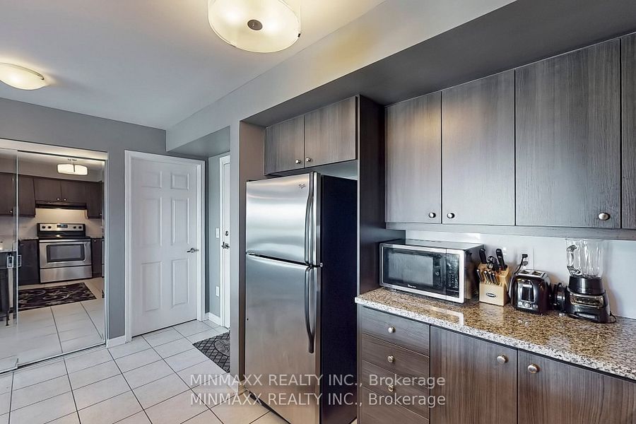 1005 Nadalin Hts, unit 305 for sale - image #16