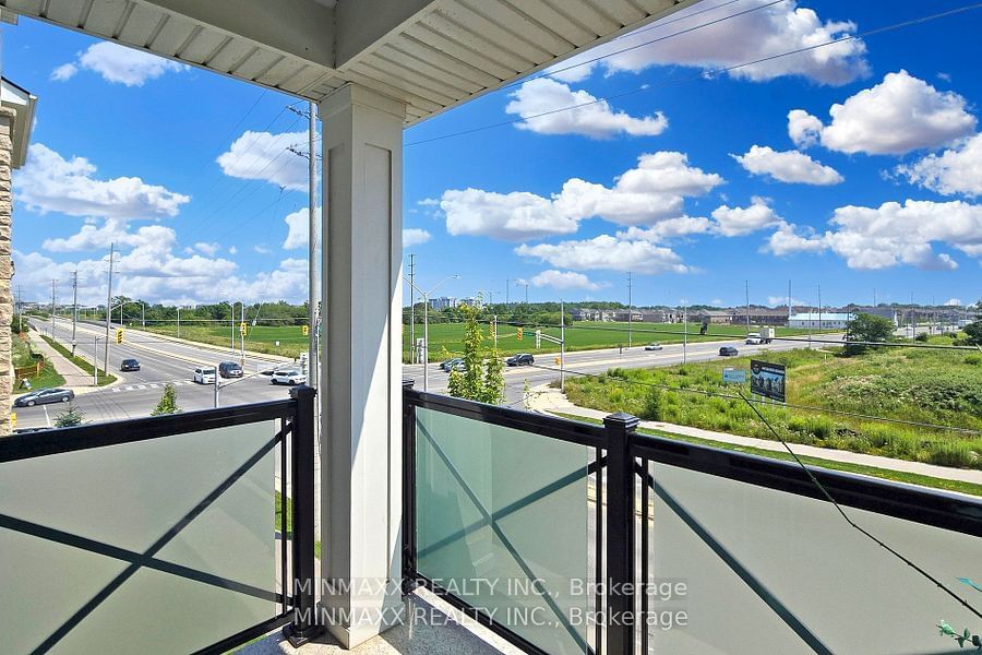 Hawthorne Village Condos, Milton, Toronto