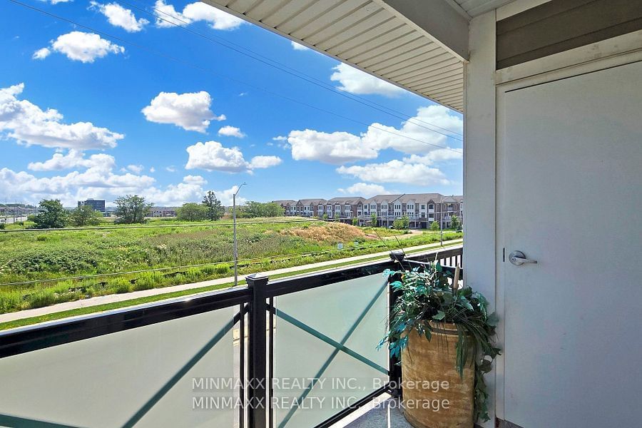 1005 Nadalin Hts, unit 305 for sale - image #32