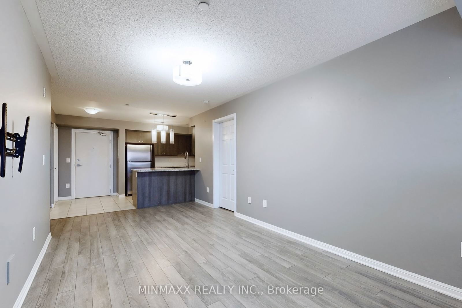 1005 Nadalin Hts, unit 305 for sale - image #8